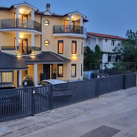 Ambiente Konukevi Pjescana Uvala